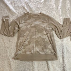 KOHLS CAMO LONG SLEEVE🍂